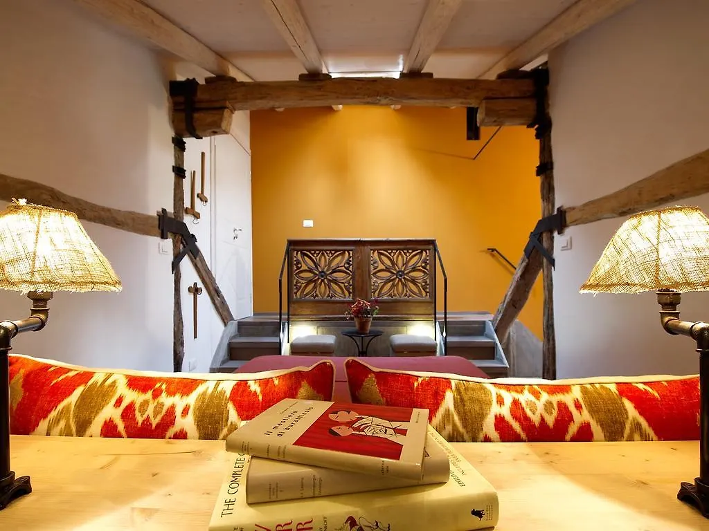 Casa Fluo Relais Guest House Bologna