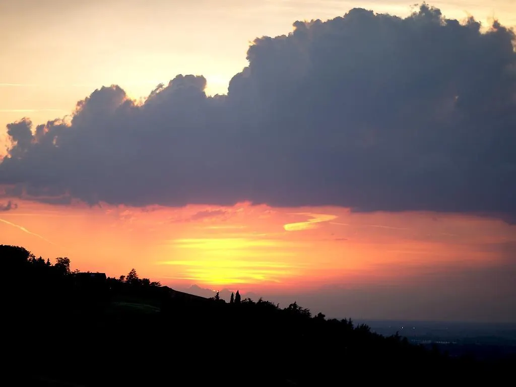 Country house Casa Fluo Relais Guest House Bologna